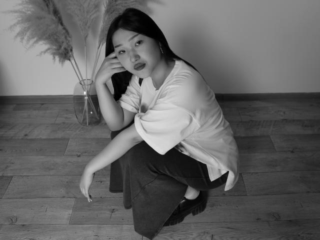 MelissaWayne - Live sex cam - 24468509