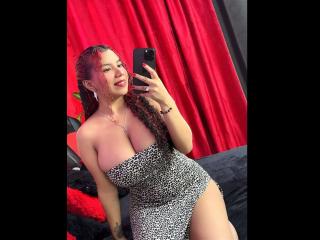 SerenaWillow - Live sexe cam - 24473061