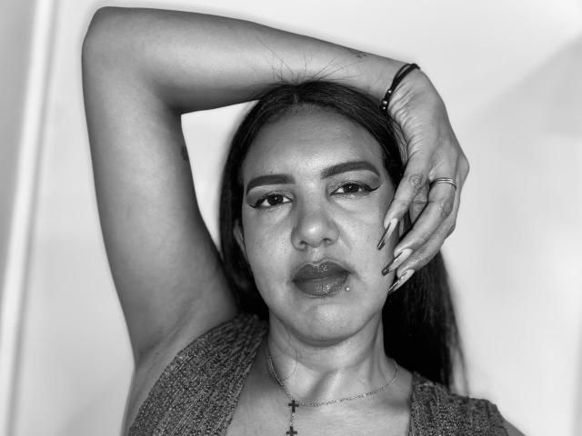 MarisolMela - Sexe cam en vivo - 24473201