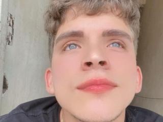PhillipePinky - Live sex cam - 24473313
