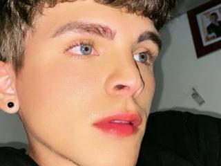 PhillipePinky - Live sex cam - 24473349
