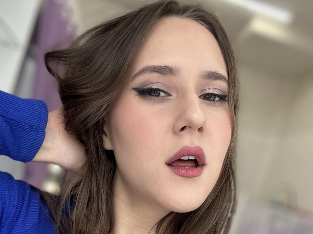 GlamGily69 - Live sex cam - 24475425