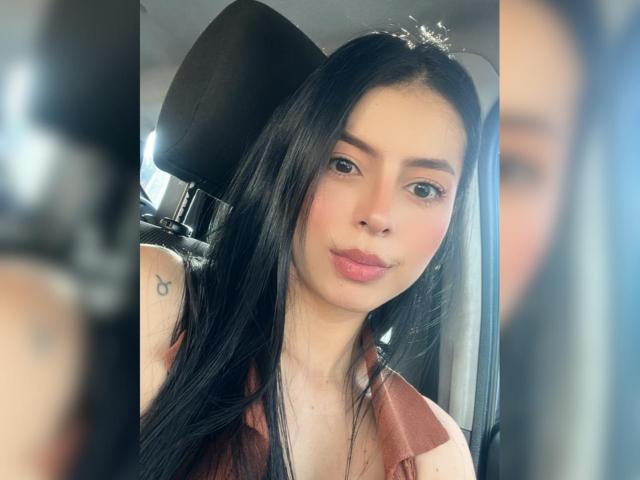 IsabellaJames - Live porn &amp; sex cam - 24476017