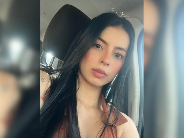 IsabellaJames - сексуальная веб-камера в реальном времени - 24476021