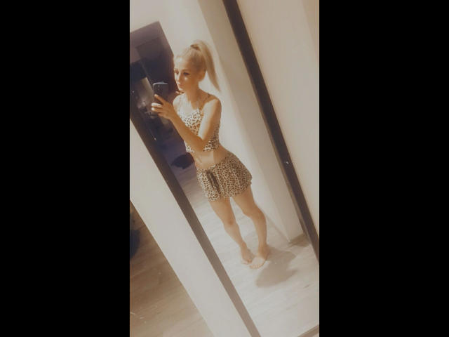 LianaLou69-hot - Sexe cam en vivo - 24476153