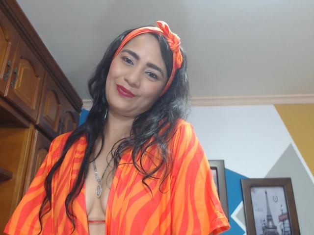 AfroditaHan - Live sex cam - 24477913
