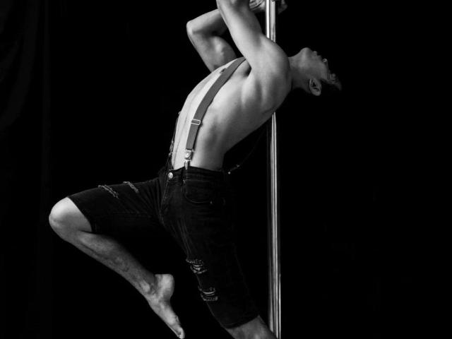 LukePerfect - Live Sex Cam - 24479813