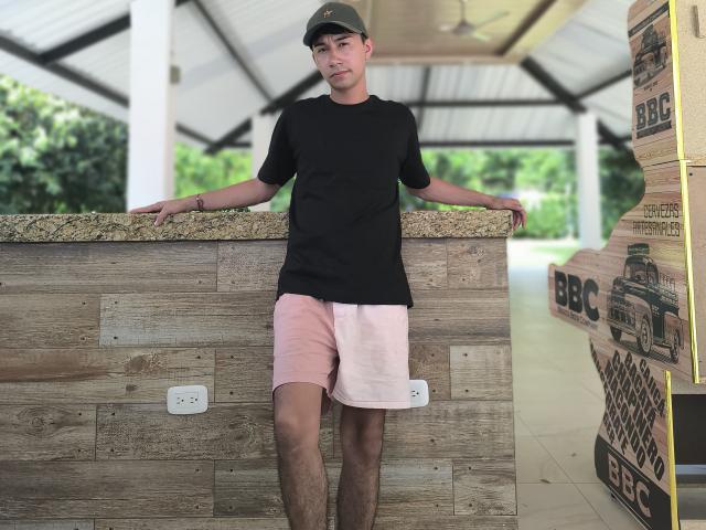 OliverHot69 - Sexe cam en vivo - 24483601