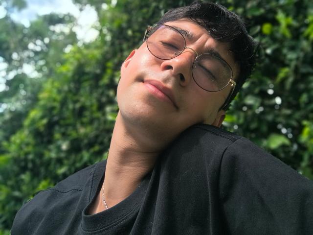 OliverHot69 - Live sexe cam - 24483637