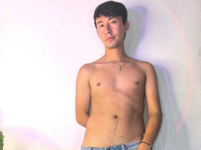 OliverHot69 - Live porn &amp; sex cam - 24483781