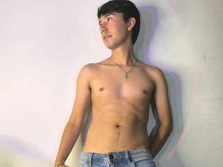 OliverHot69 - Live sexe cam - 24483789