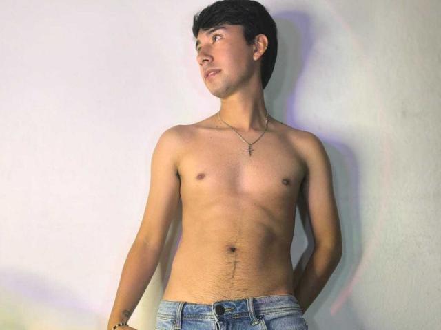 OliverHot69 - Sexe cam en vivo - 24483789