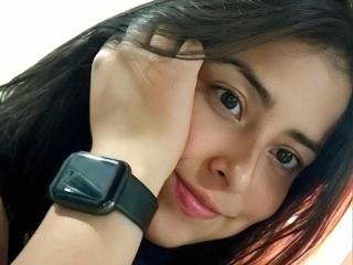 AlessiaRouges - Live sex cam - 24483825