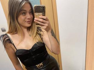 BritnyDesire - Sexe cam en vivo - 24484321