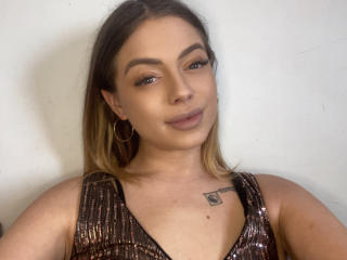 BritnyDesire - Sexe cam en vivo - 24484401