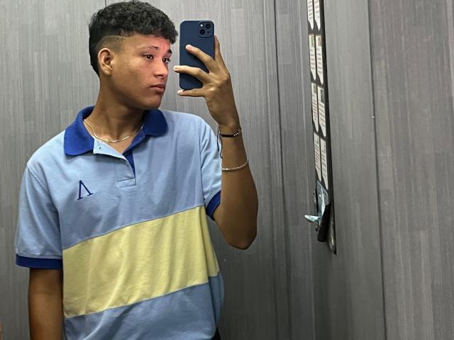 SantiagoSalvatore - Sexe cam en vivo - 24487441