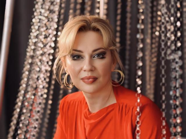 NatalyFoxy69 - Sexe cam en vivo - 24493473