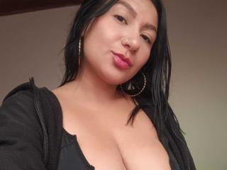 AradiaX - Live sex cam - 24493977