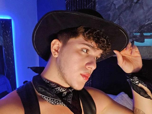 ErosGeorgiou - Live sex cam - 24497753