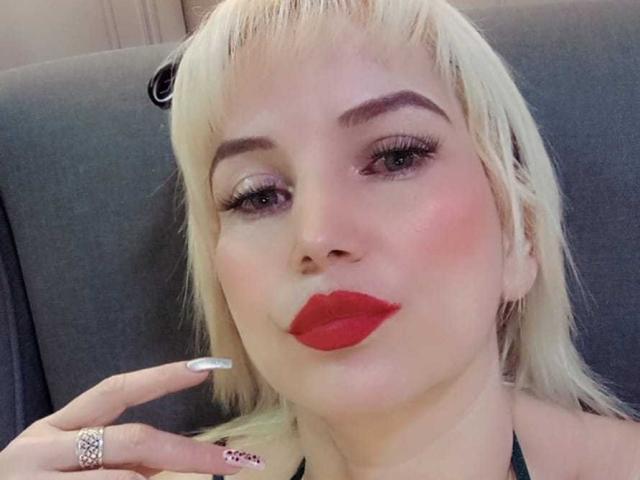 GiuliaAddams - сексуальная веб-камера в реальном времени - 24500233