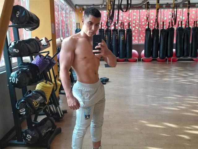 JuanJsmith - Live Sex Cam - 24500733