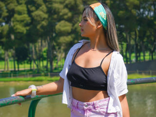 CloeesSuarez - Live porn & sex cam - 24501321