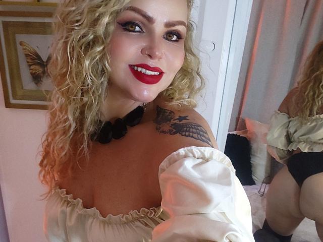 AnnaRichie - Sexe cam en vivo - 24503173