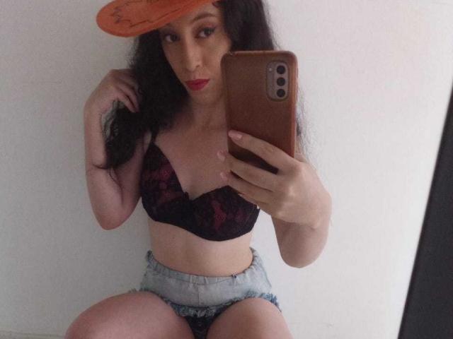 KendraSimons - Camera khiêu dâm &amp; quyến rũ trực tiếp - 24506637