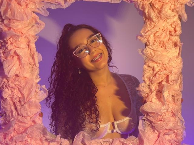 SofiaBrowm - Live porn &amp; sex cam - 24507905