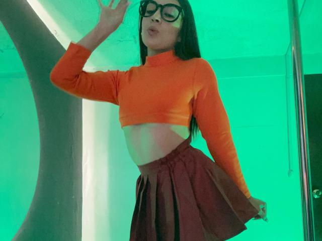 EmmaLombardi - Live sexe cam - 24513945