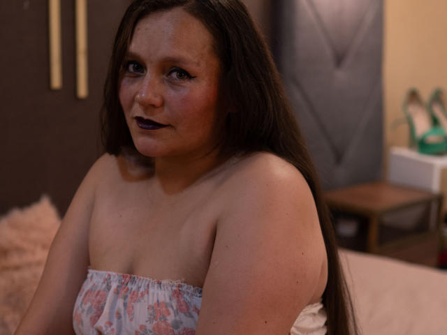 AngelaSimmons - Live sexe cam - 24514717