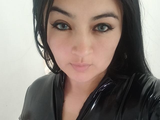 LindaSophieX - Live sexe cam - 24517401