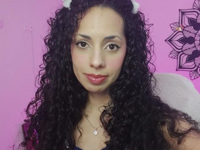 MoniqueCurlz - Live porn &amp; sex cam - 24518833