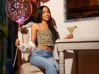 KendallParker - Live sex cam - 24519381