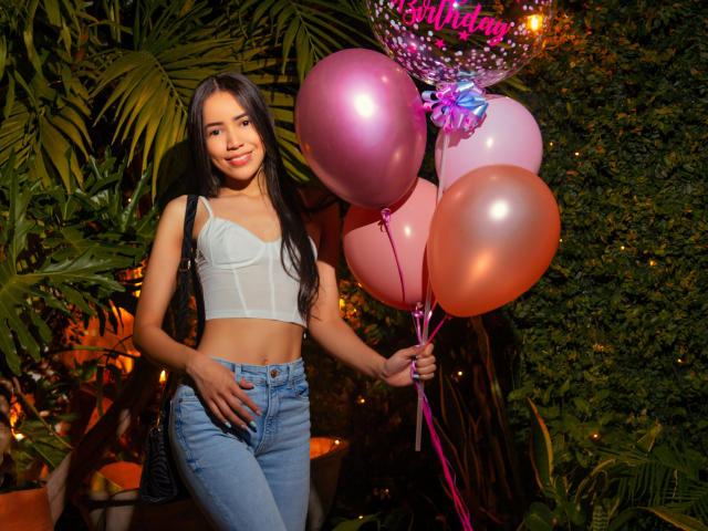 KendallParker - Live porn &amp; sex cam - 24519397