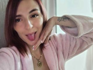 KittyVelvet - Live sex cam - 24519537