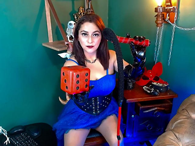 EsmeraldaDom - Sexe cam en vivo - 24522289
