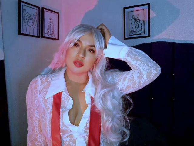 CarlaMuille - Live Sex Cam - 24522749