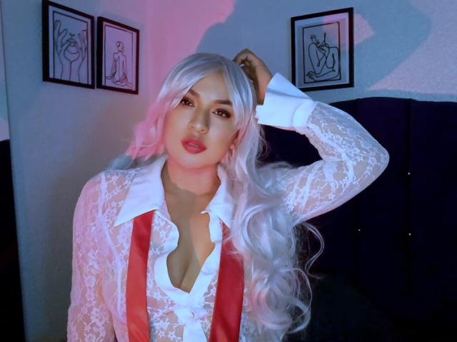 CarlaMuille - Live sexe cam - 24522809