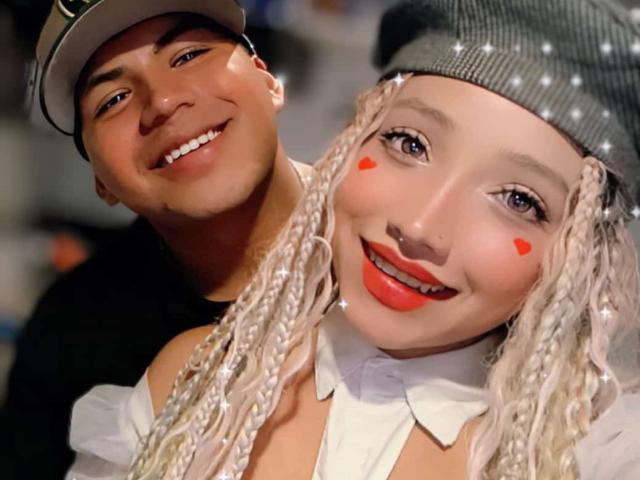AliceAndMiki - Live porn &amp; sex cam - 24525169