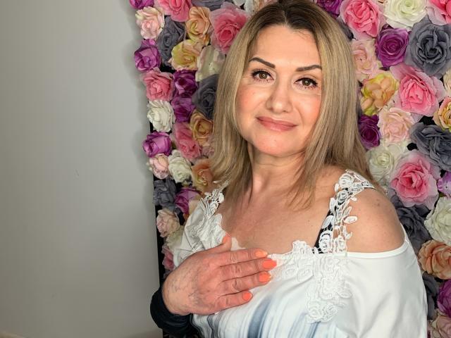 IsabellaSensual - Live porn &amp; sex cam - 24527705
