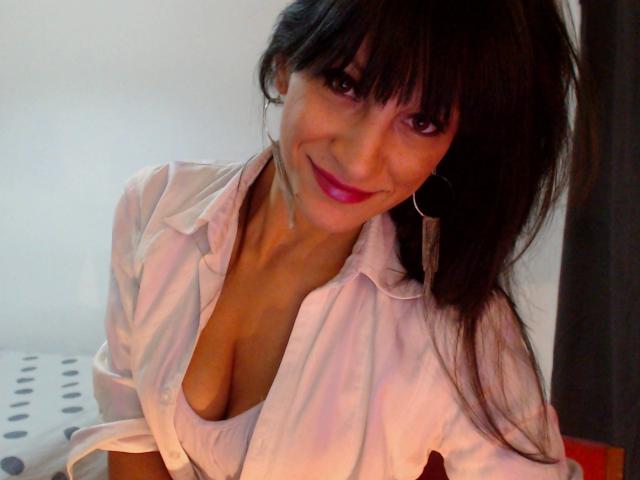 CassandraMichelli - Sexe cam en vivo - 2453155
