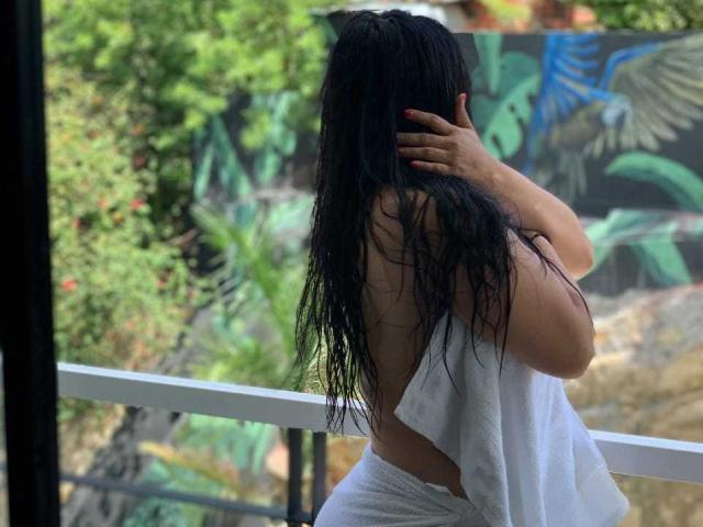MiaCuteQueen - Live Sex Cam - 24532405