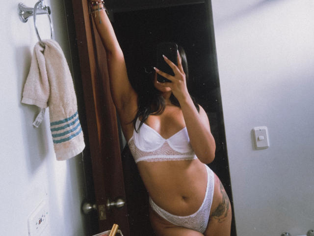 ElizabethMacy - Live sex cam - 24536649