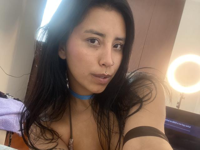 ElizabethMacy - Porno na żywo i seks kamera - 24536701