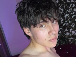 PepperTwink - Live sex cam - 24540845