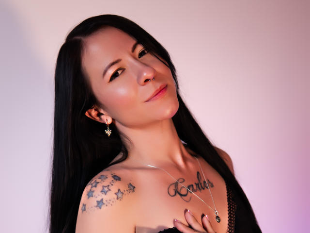 SarahLuvv - Live sex cam - 24542569