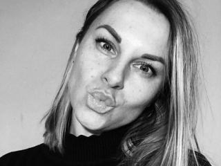 BelleLisaG - Live sex cam - 24544301