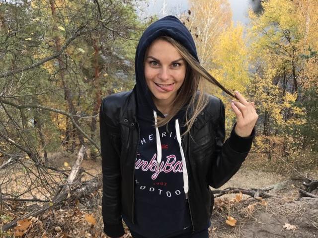 BelleLisaG - Live sex cam - 24544329