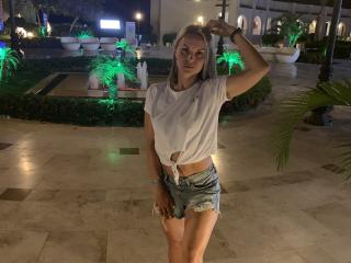 BelleLisaG - Live sexe cam - 24545485